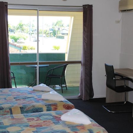 Sun Plaza Motel - Mackay Exteriör bild