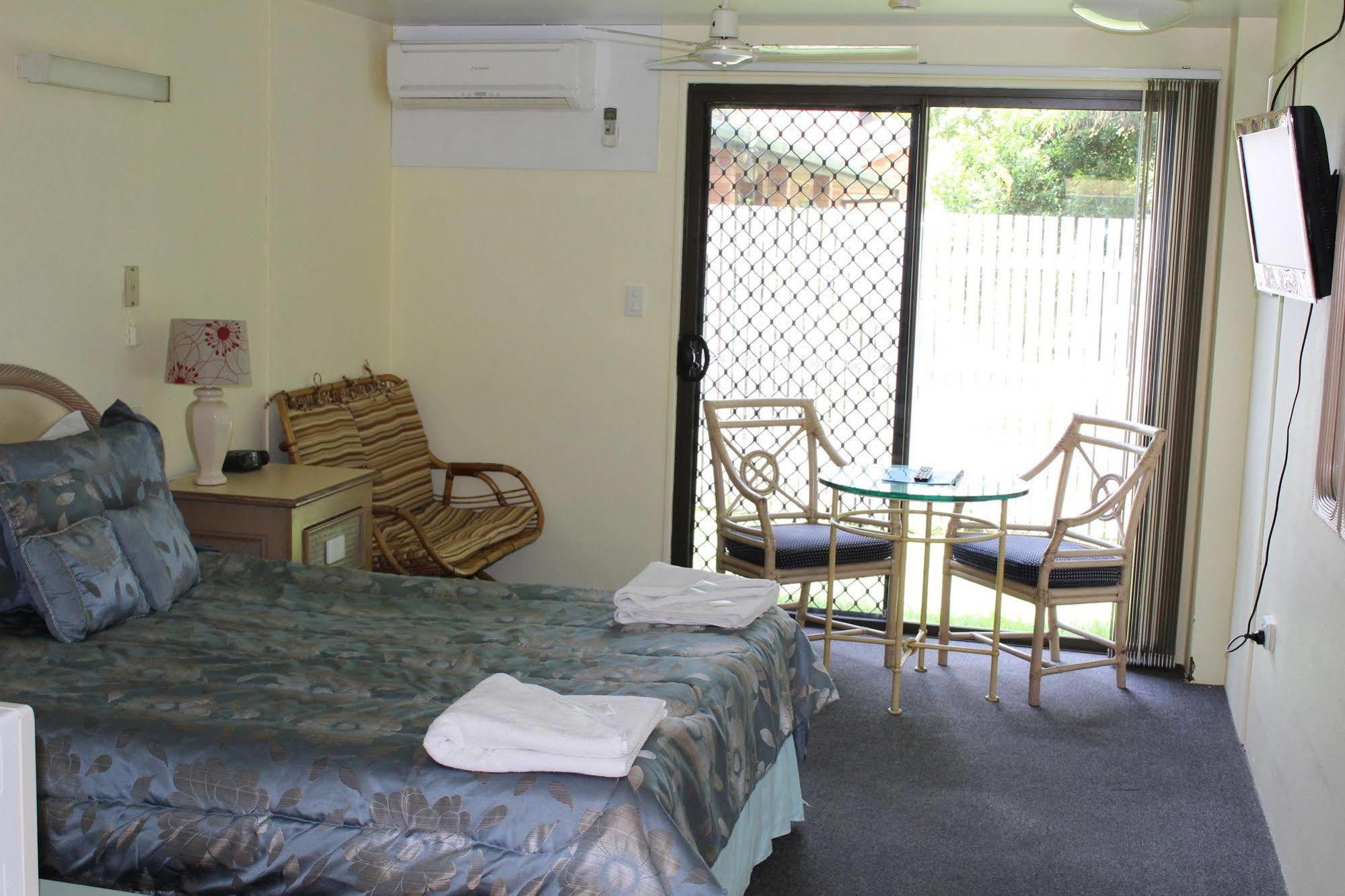 Sun Plaza Motel - Mackay Exteriör bild